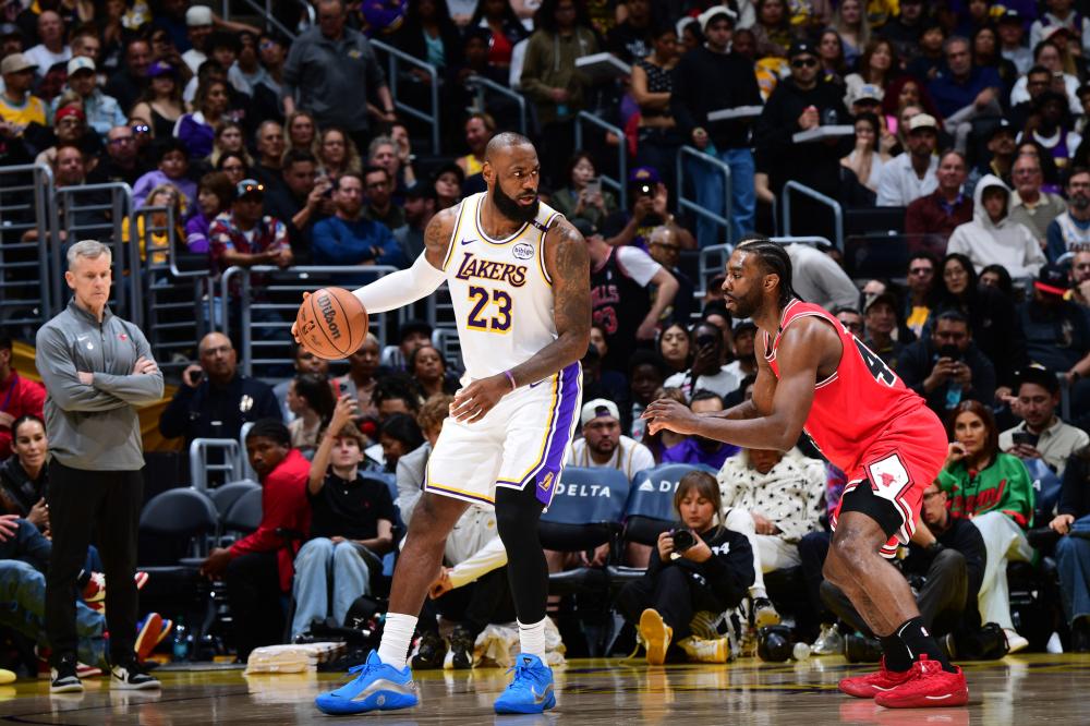 NBA周最佳球员：穆雷生涯首次当选，布朗带队4战全胜入围